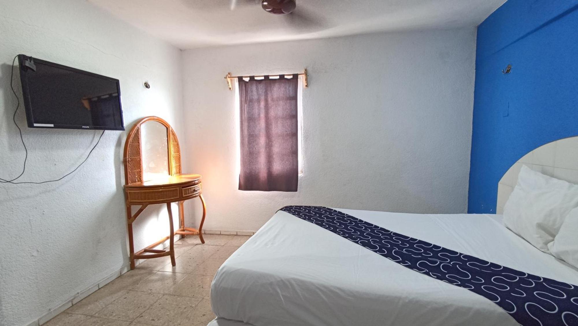 Hotel Tropical Progreso  Exterior photo